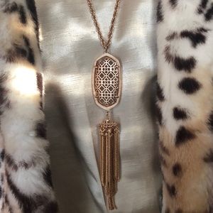 Kendra Scott Rayne Necklace in Rose Gold 💕